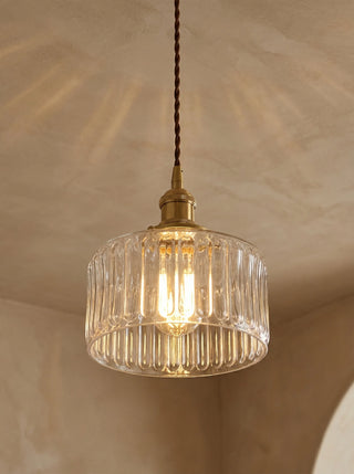 Pendant ceiling light with ribbed vintage design