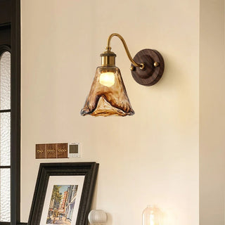 Wall Sconce Light Fixture With Vintage Scalloped Glass