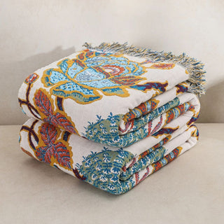 Decorative Throw Blanket with Floral Pattern and Fringe