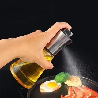 Oil sprayer bottle with fine mist nozzle