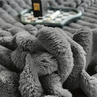Decorative Blanket with Striped Pattern for Sofa Bed