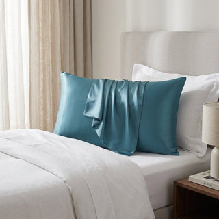 Pure Silk Pillowcase With Temperature Regulating Design And Hidden Zipper | Riley