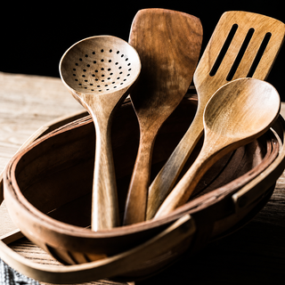 Kitchen Utensil Set With Natural Wooden Holder