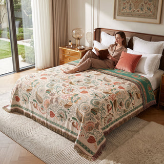 Throw Blanket With Boho Floral Pattern