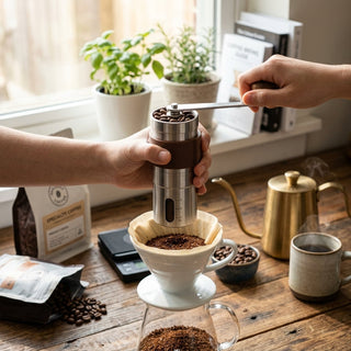 Manual Coffee Grinder with Adjustable Ceramic Burrs and Foldable Handle
