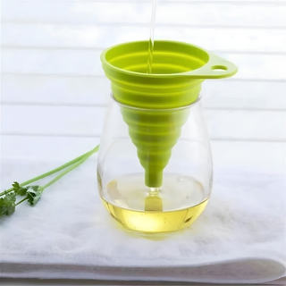 Kitchen Funnel with Collapsible Silicone Design