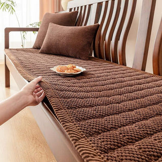 Quilted Sofa Cover with Ribbed Non-Slip Design
