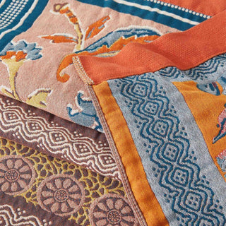 Throw Blanket with Cotton Jacquard Pattern for Sofa