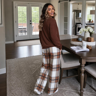 Women's Crewneck Sweatshirt and Wide-Leg Pants Set - Coordinated Loung