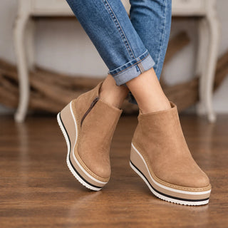 Women's Smooth Side-Zip Wedge Ankle Boots - Light Brown